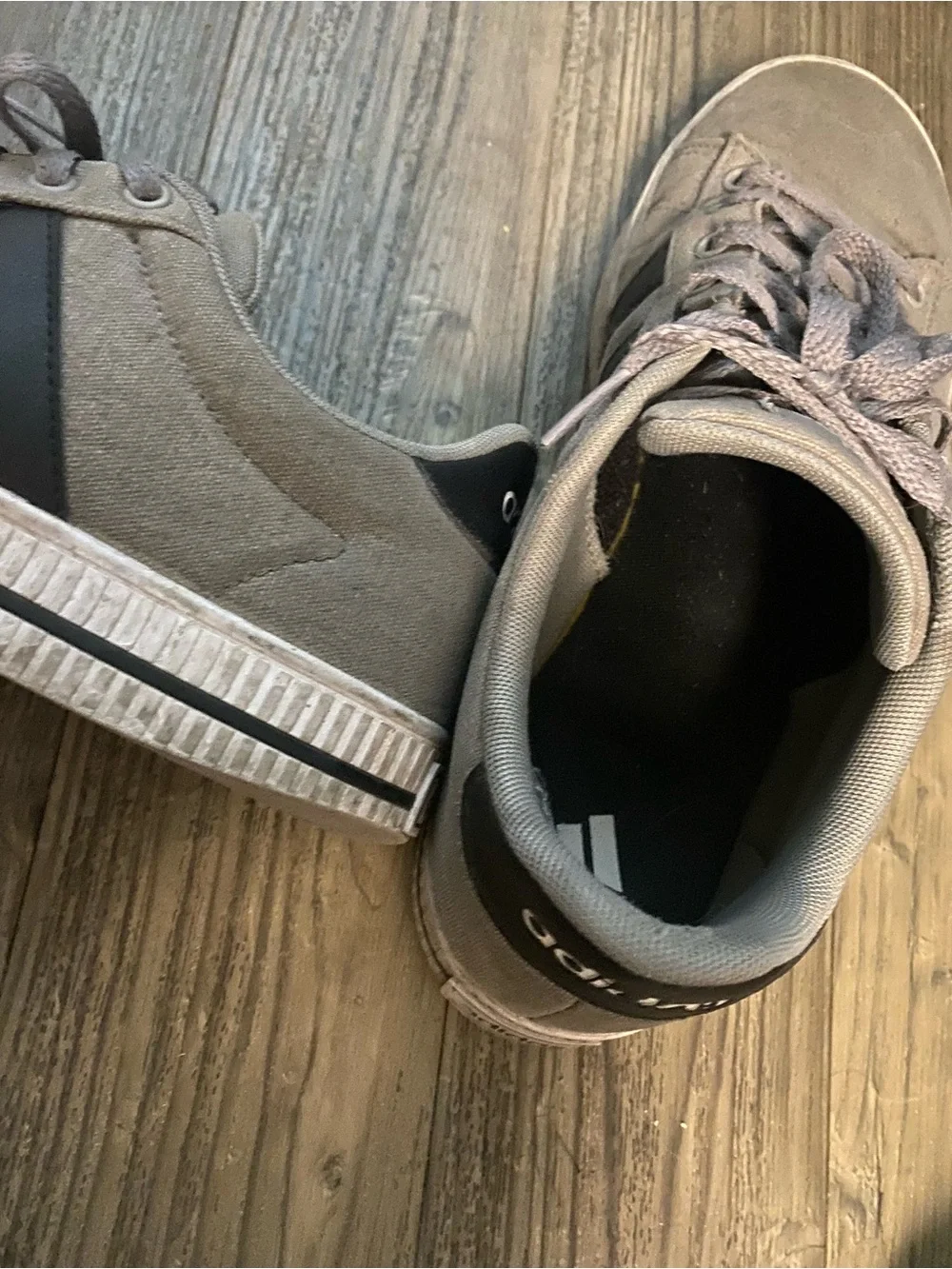 adidas Men’s Gray Sneakers with Black Stripes